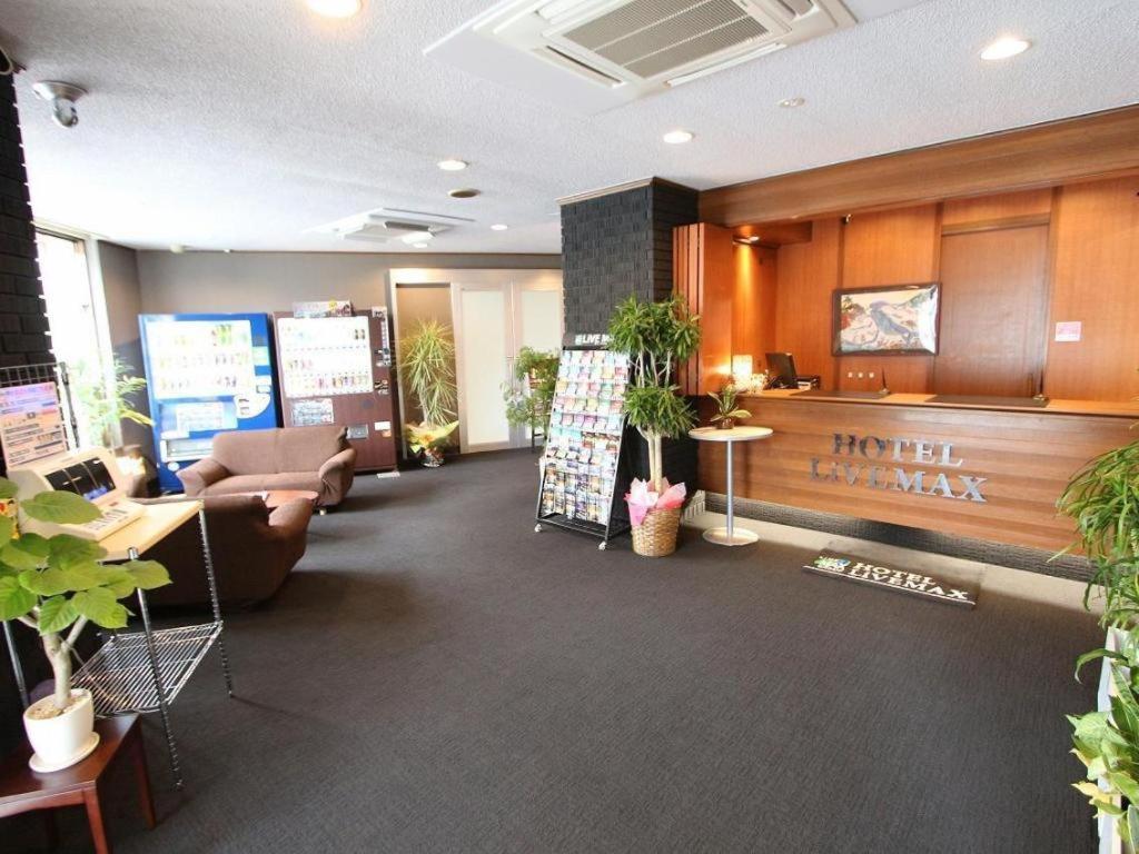 Hotel Livemax Budget Naha Tomarikou Buitenkant foto
