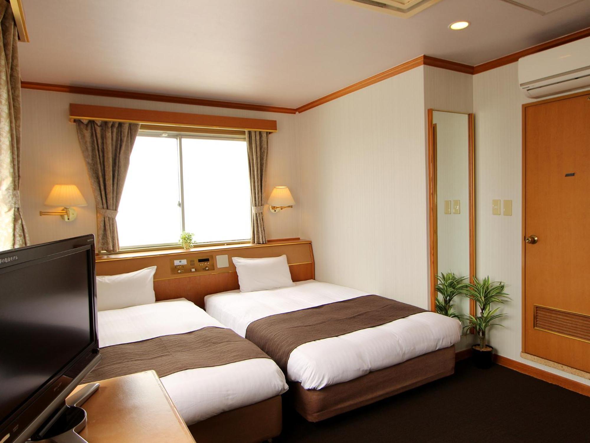 Hotel Livemax Budget Naha Tomarikou Buitenkant foto